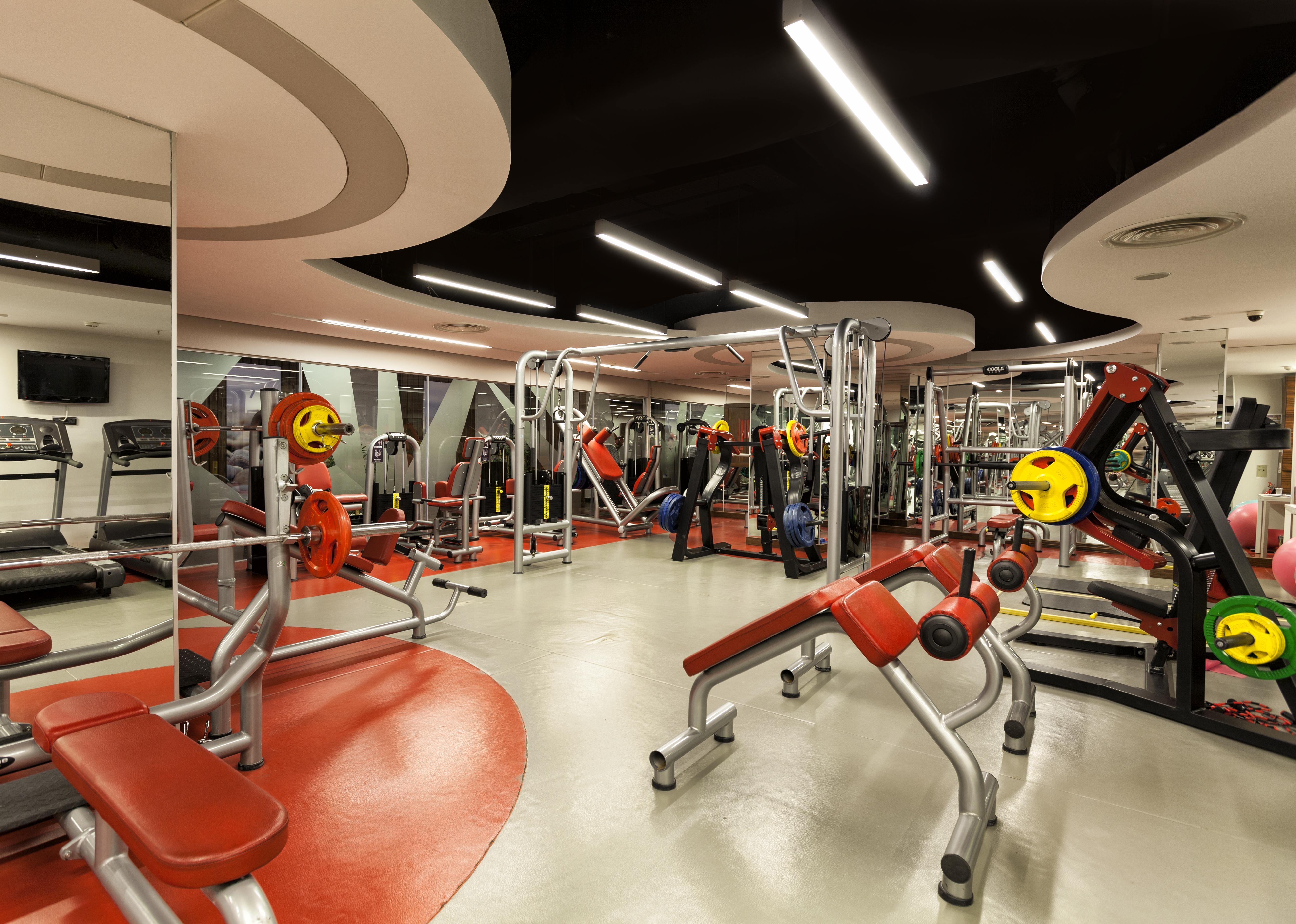Hotel Ramada Plaza By Wyndham Izmit Kocaeli Exterior foto Anytime Fitness in the UK