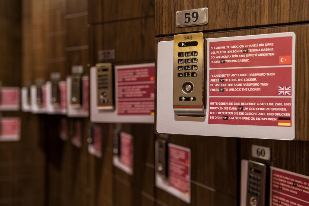 Hotel Ramada Plaza By Wyndham Izmit Kocaeli Exterior foto Private mailboxes